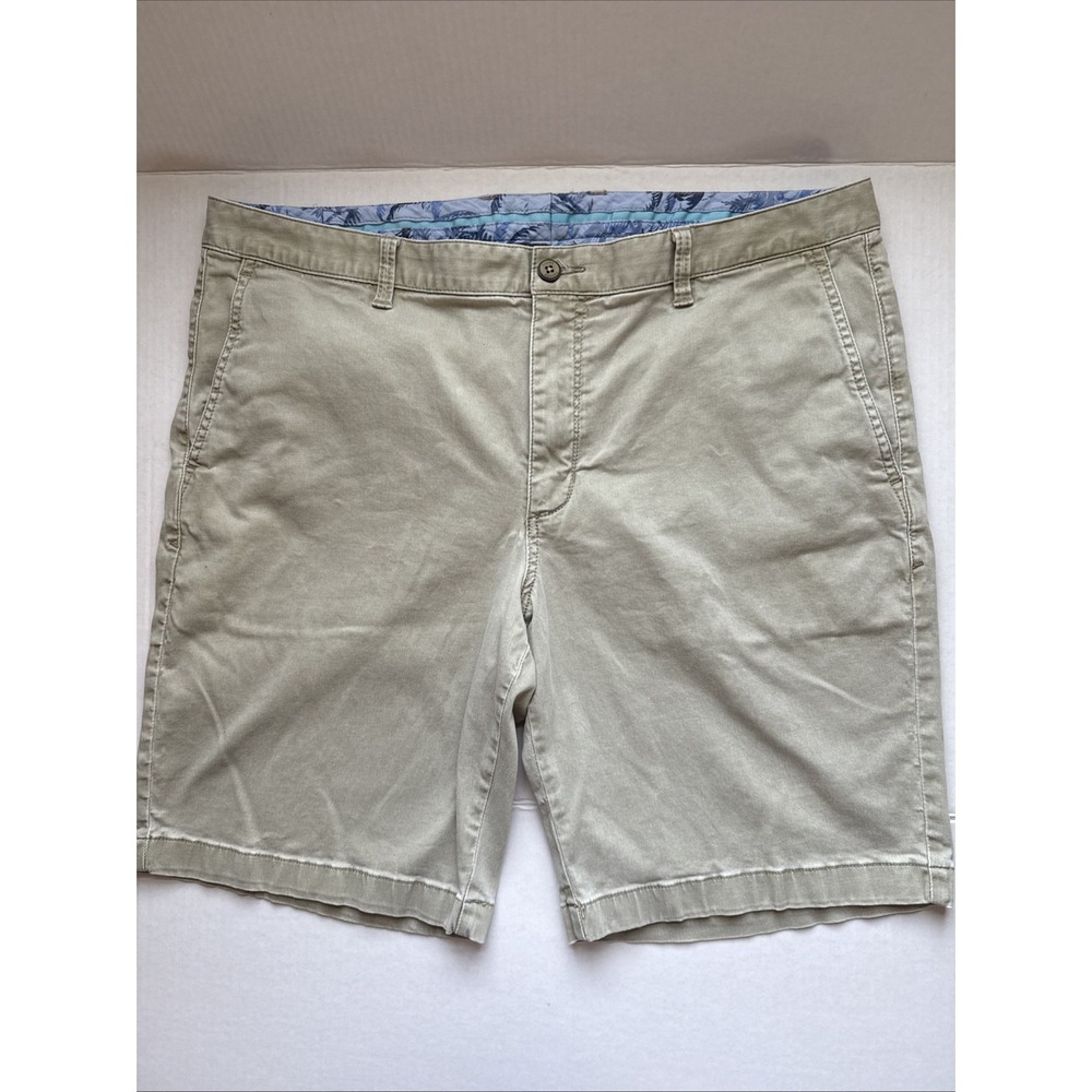 Tommy Bahama Men's Shorts Khaki Tan Boracay Chino Flat Fronts Size 38